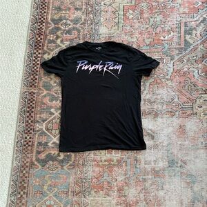 Old Navy Black Graphic Tee